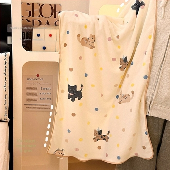 Prosop de baie cu design de pisică desenată, fleece coral, 400–500 g, 32 fire, cusături de margine și țesătură simplă