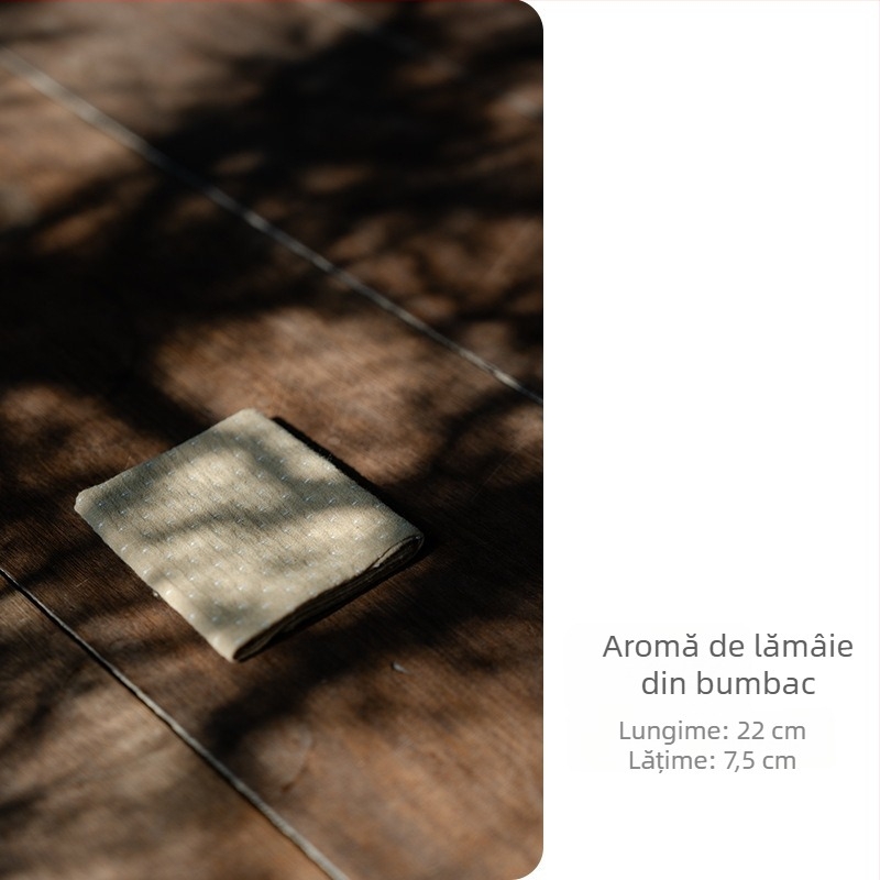 Accesorii pentru ceremonia ceaiului – prosop din material textil, gros și absorbant, lucrat manual; ambalaj într-o cutie de carton