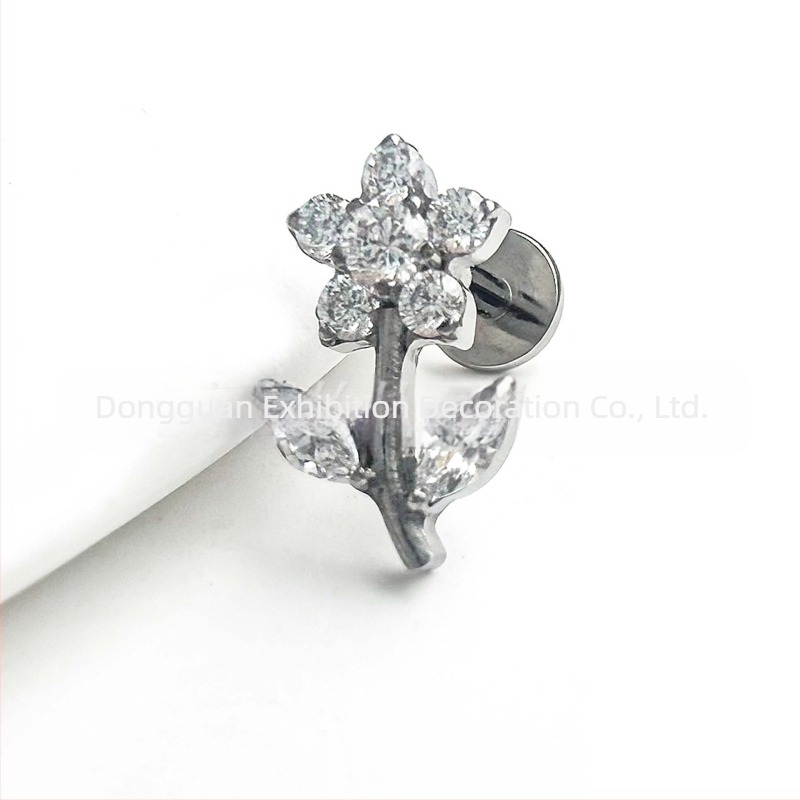 Cercei floare stud din titan G23 cu zircon, unisex, stil natural