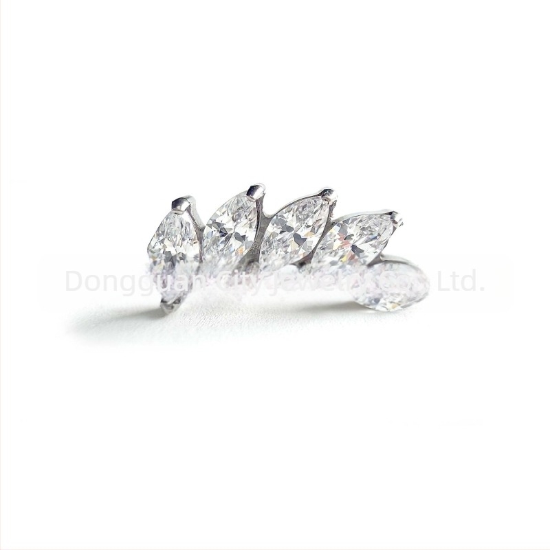 Cercei pentru piercing din titan G23, ochi de cal tăiat, zirconiu, stil geometric