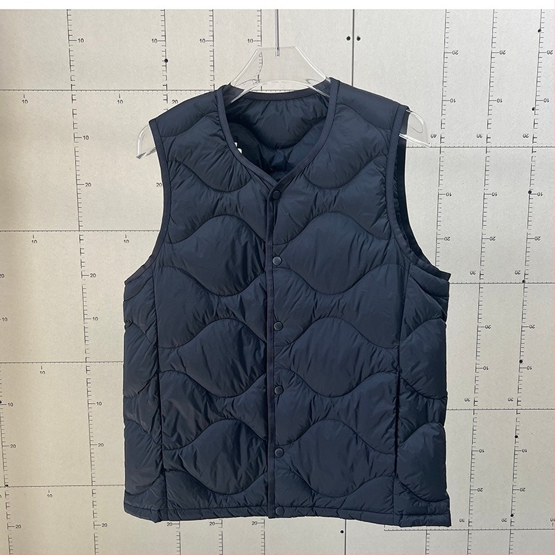 Vestă din puf cu puf de rață albă, umplere 31–43 g, țesătură exterioară din nylon, căptușeală nylon, iarnă