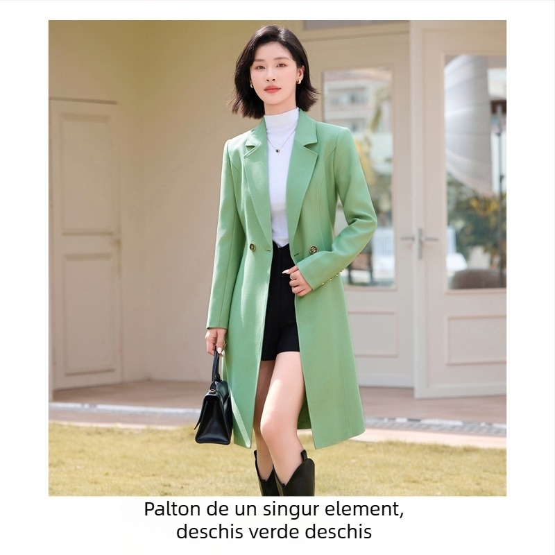 Palton de femei, lungime medie, decolteu în V, croială slim, model cu textură 3D, țesătură elastan-poliester 70–80%