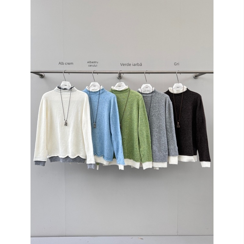 Pulover cu glugă, croială lejeră, design cu panouri contrastante prin cusături, amestec lână și poliester reciclat, tricot simplu, mâneci lungi, guler înalt, iarna 2025