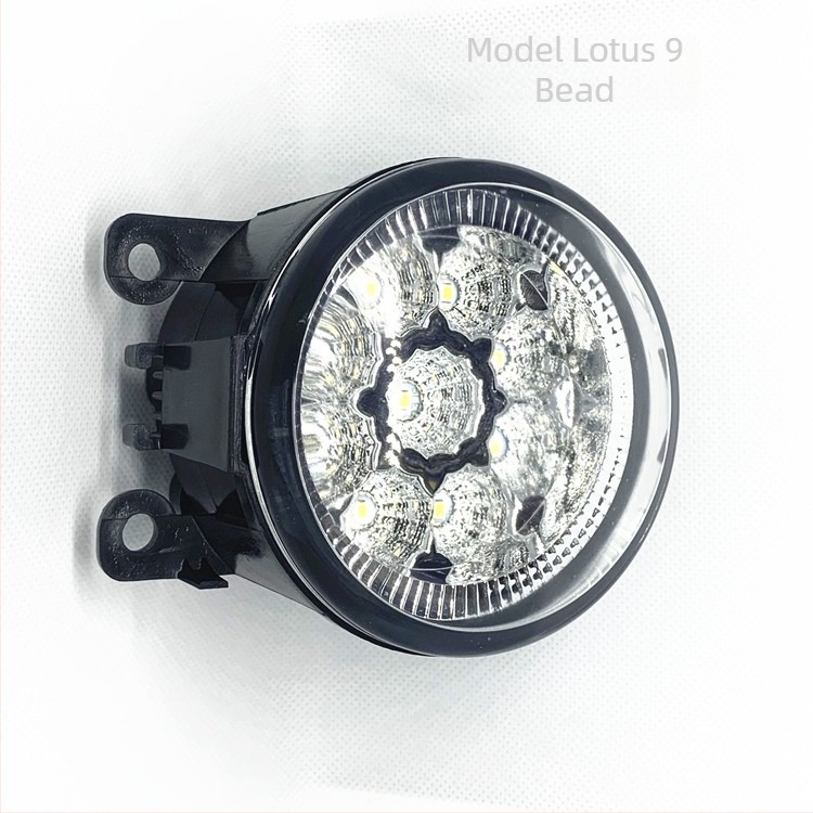 Far LED de ceață frontal, carcasa PC+PP, 12V, 35W, durată de viață 50.000 h; compatibil cu Mitsubishi Outlander 2013-2016 și alte modele menționate (Ford, Suzuki, Renault, Citroën, Focus, Swift, Opel)