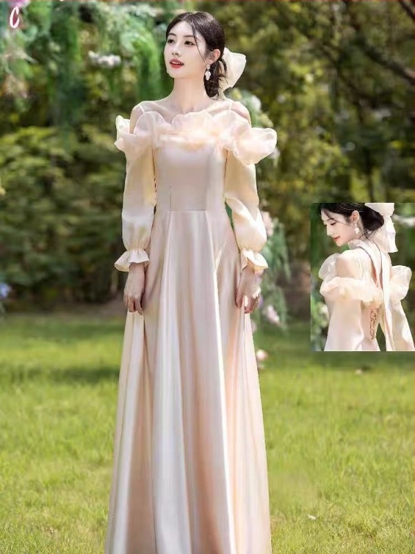 rochie de domnișoară de onoare, mâneci lungi, satin, croială în formă de A, decolteu pătrat