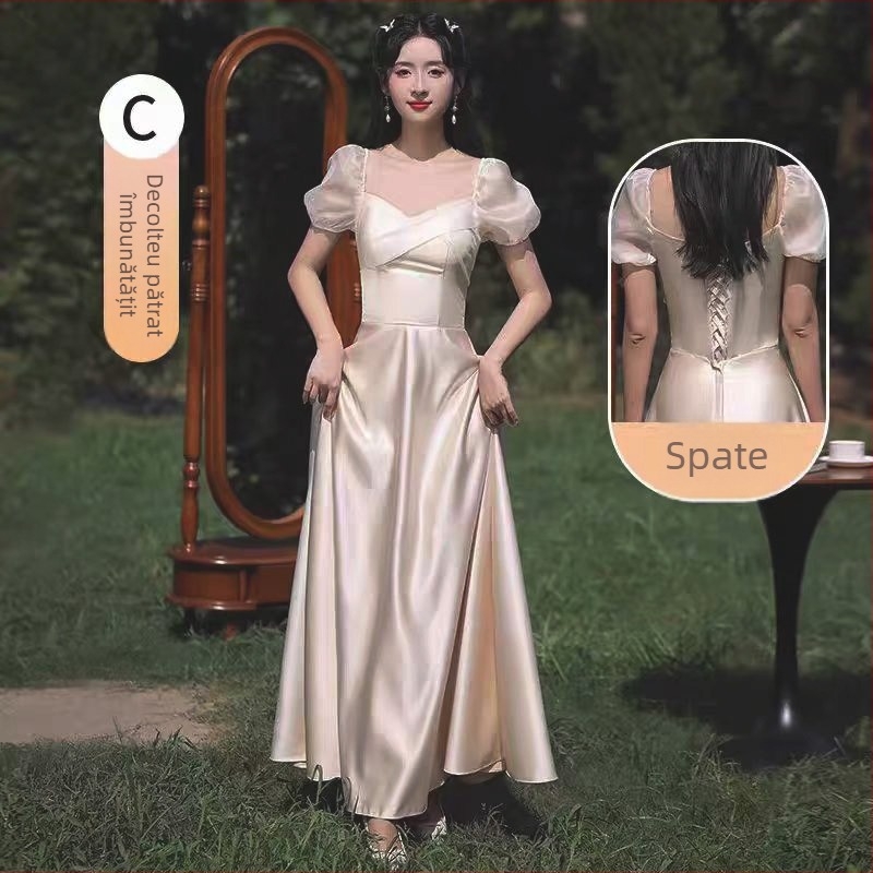 Rochie de domnișoară din satin, talie înaltă, decolteu pe un umăr, croială A-line, lungă, elegantă