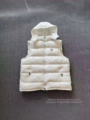 Vestă bărbătească cu glugă, umplutură din bumbac, exterior din poliester, buzunare cu fermoar, căptușeală acetat, iarnă 2025