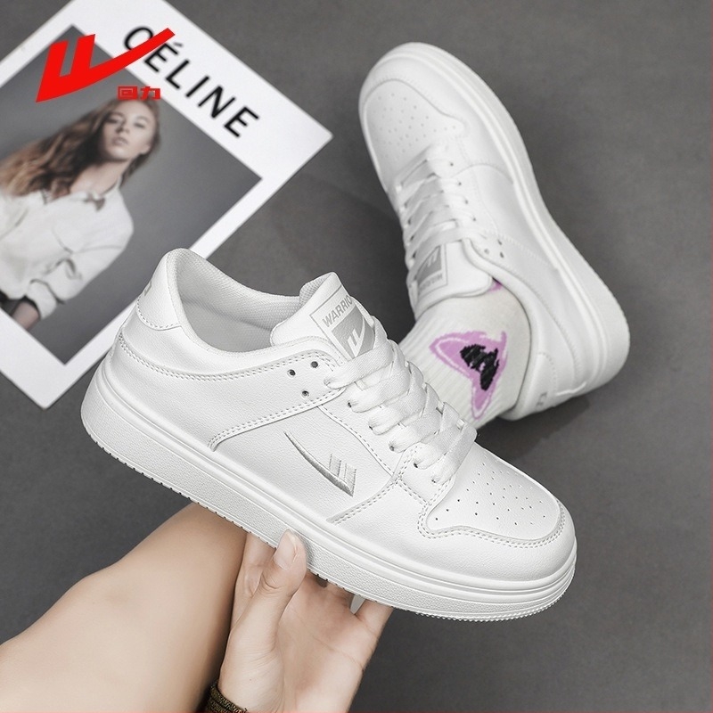 Sneakers unisex, partea superioară din piele sintetică, talpă PVC, design low-top, închidere cu șireturi, talpă EVA