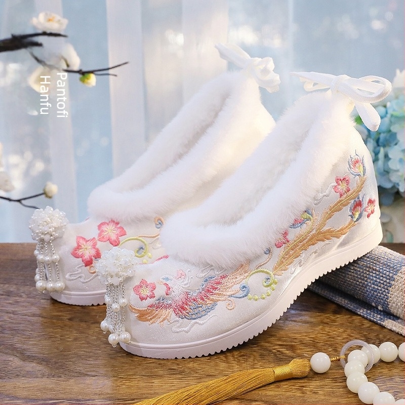 Pantofi din pânză pentru femei, inspirați de Hanfu, cu funda brodată și motiv animal, căptuți cu blană sintetică, branț cu creștere înălțime, partea superioară din bumbac, talpă din cauciuc, toc înclinat 6–8 cm
