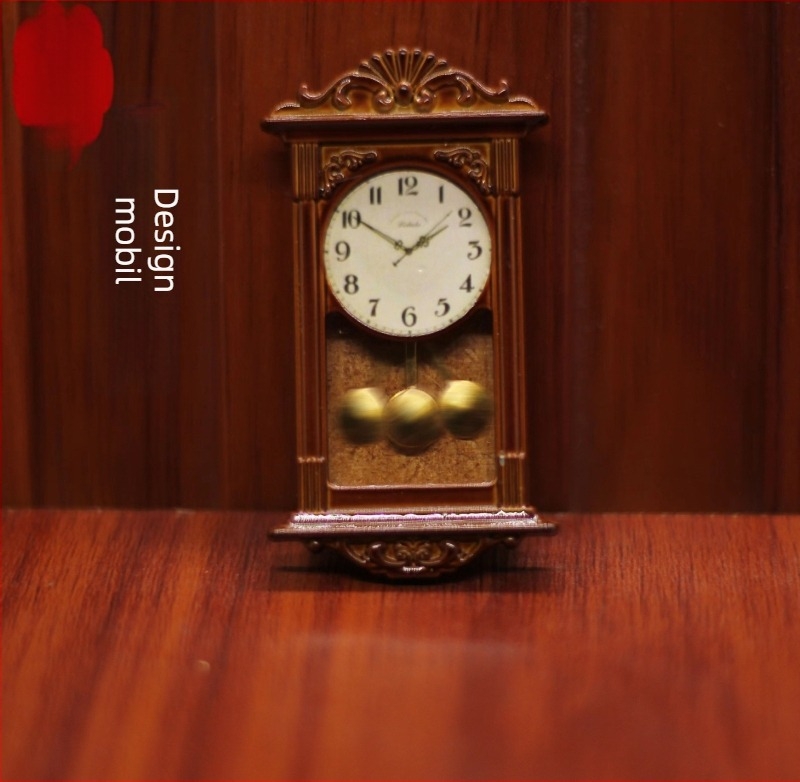 Accesorii miniatură pentru casă de păpuși – ceas de sufragerie suspendat, metalic, stil roman, scară 1:12, pentru vârsta 15–35, ambalaj OPP