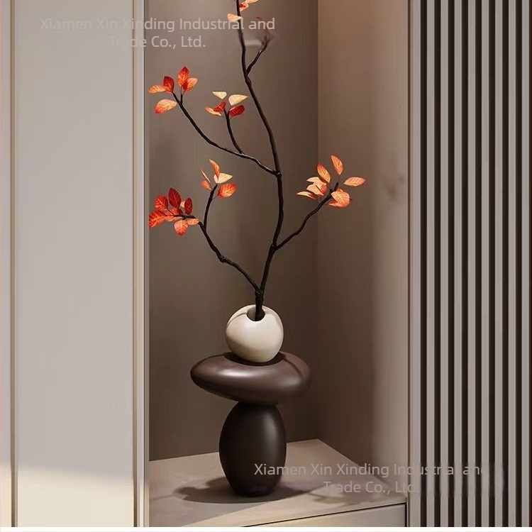 Vază decorativă din rășină pentru hol, plantă artificială; lucrată manual și pictată; turnare prin injecție; stil Nou Chinezesc; potrivită pentru decorul sufrageriei cu mobilier TV.