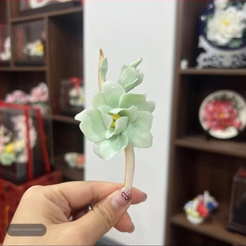 Ornament ceramic cu ramuri de bujor, lucrat manual, stil chinezesc, decor de birou