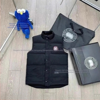 Vesta bărbătească cu umplutură din puf, croi lejer, căldură de iarnă, fără glugă, material acetat