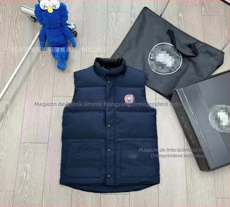 Vesta bărbătească cu umplutură din puf, croi lejer, căldură de iarnă, fără glugă, material acetat