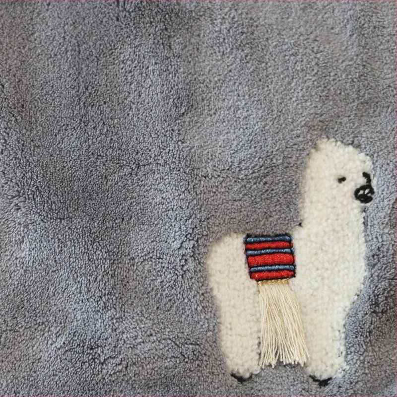 Prosoape de baie din coral fleece, greutate peste 500 g, fir 150D, brodată, personalizare disponibilă