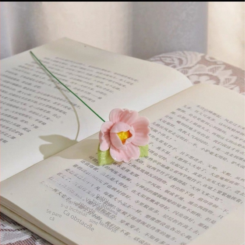 Vază ceramică, pictată manual, cu motiv floral de peonie și frunză de lotus (Brand: Ni Tao Tang; Stil: Chinezesc; Categorie: Plante)