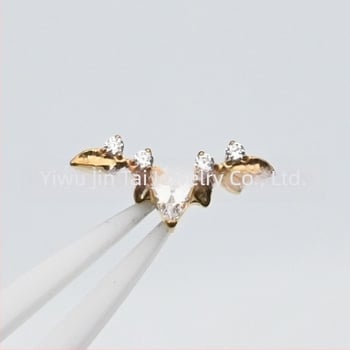 F136 aliaj de titan, cercei cu formă de liliac și picătură de apă, zircon încrustat, aripi delicate pentru piercing la urechi