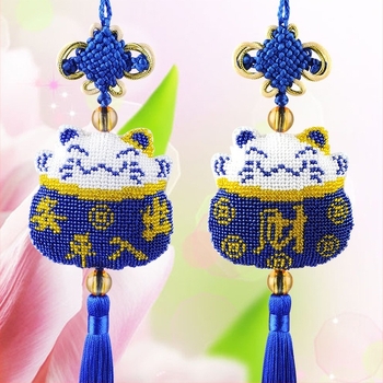 Pandantiv auto cu broderie cross-stitch, design desen animat, din plastic, 14CT, cu față dublă