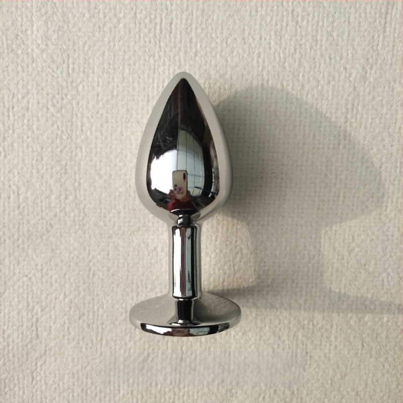 Plug anal cu coadă de vulpe detașabilă – Material: aliaj de aluminiu argintiu sau auriu – Destinat adulților