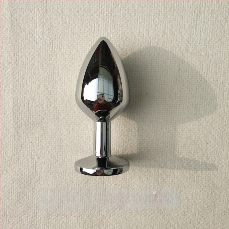 Plug anal cu coadă de vulpe detașabilă – Material: aliaj de aluminiu argintiu sau auriu – Destinat adulților