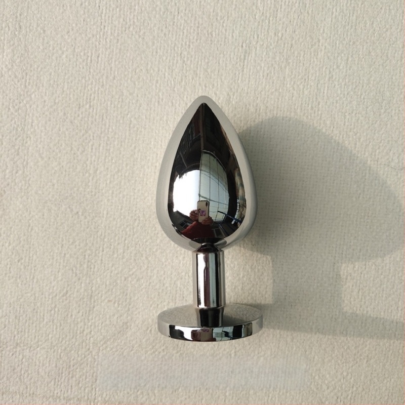 Plug anal cu coadă de vulpe detașabilă – Material: aliaj de aluminiu argintiu sau auriu – Destinat adulților