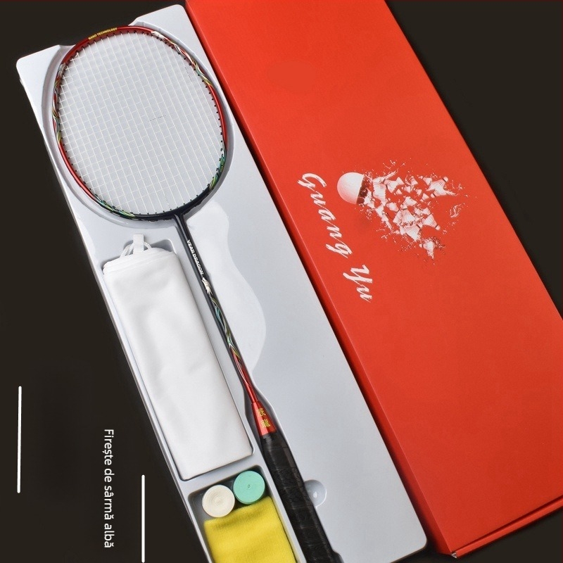 Rachetă de badminton - ramă din fibră de carbon, greutate 75–79 g, tip lovire drept, mâner G-5