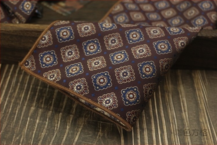 Batistă de buzunar pentru sacou, material poliester, model cu nuci de cashew, finisaj satin, stil modern, lățime standard