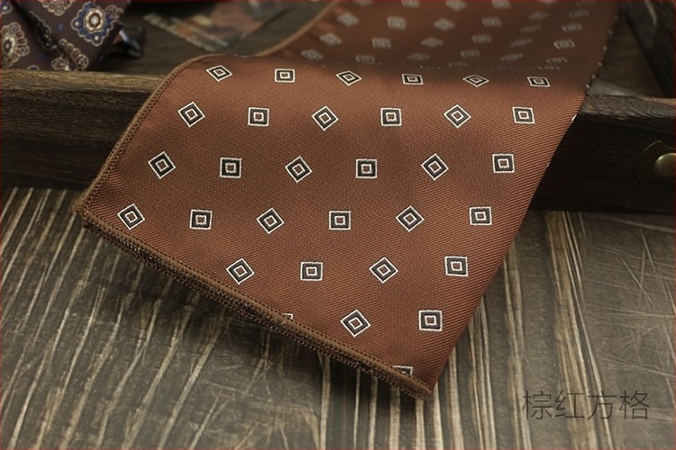 Batistă de buzunar pentru sacou, material poliester, model cu nuci de cashew, finisaj satin, stil modern, lățime standard