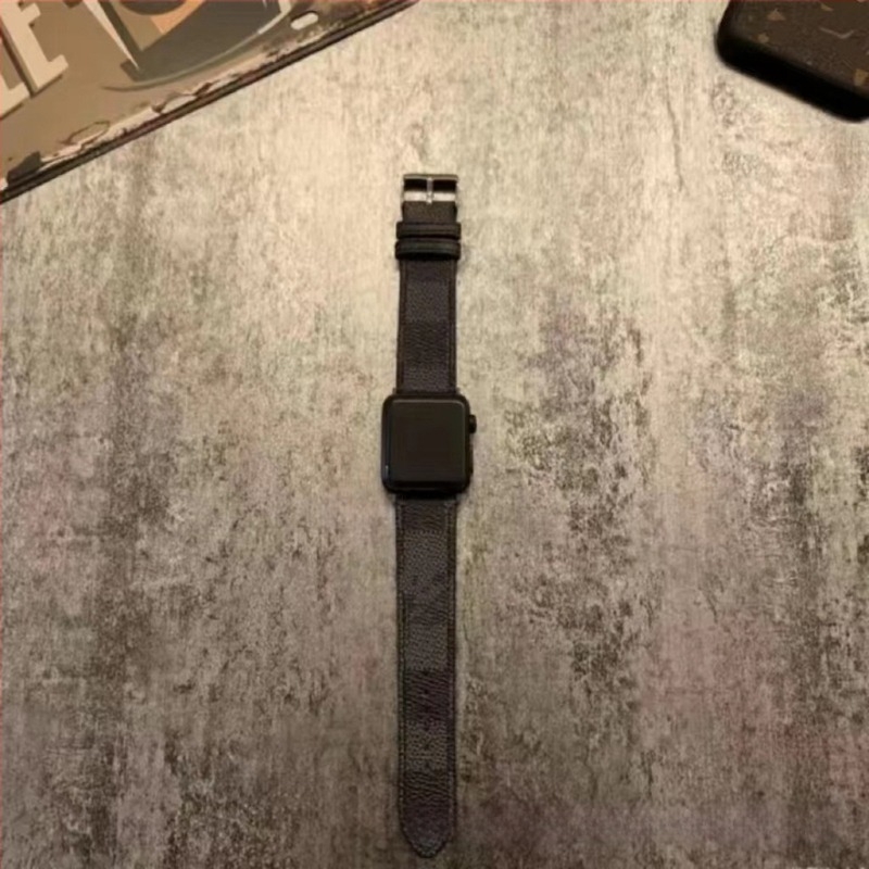 Bratara Apple Watch din piele artificială – cataramă magnetică, lățime 20/22mm, compatibilă cu S8/S9/S7/S6, stil business