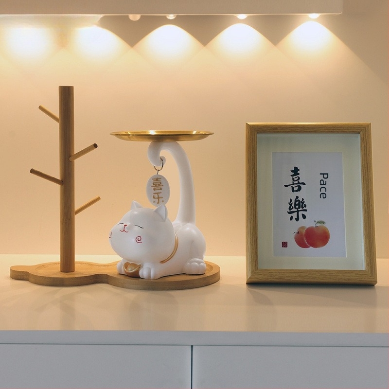 Tavă pentru chei cu pisica norocoasă pentru hol - rășină, stil simplu și modern, decor personalizabil