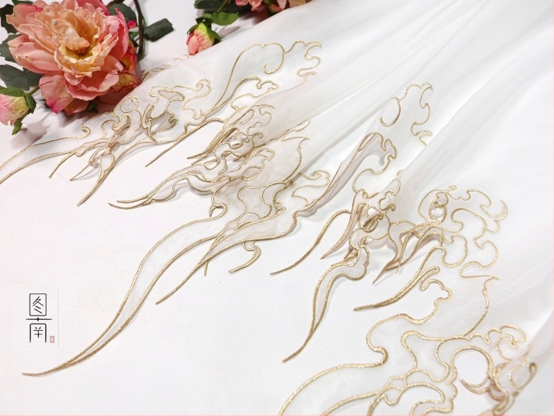 Țesătură brodată pentru Hanfu cu broderie gradientă intensă; Material: fibră chimică; Utilizare: pantofi și pălării; Brand: Altul