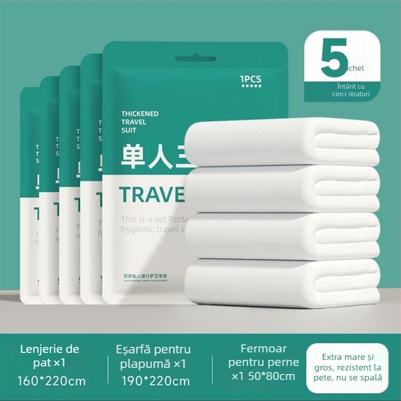 Set de patru piese, de unică folosință, pentru călători și vagoane de dormit ale trenului: cearșaf, husă pentru pilotă, fețe de pernă, sac de dormit