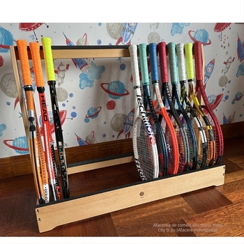 Raft de depozitare și expunere pentru rachete de tenis din lemn masiv, cu suport mobil — Cod produs F97h867s5mh888