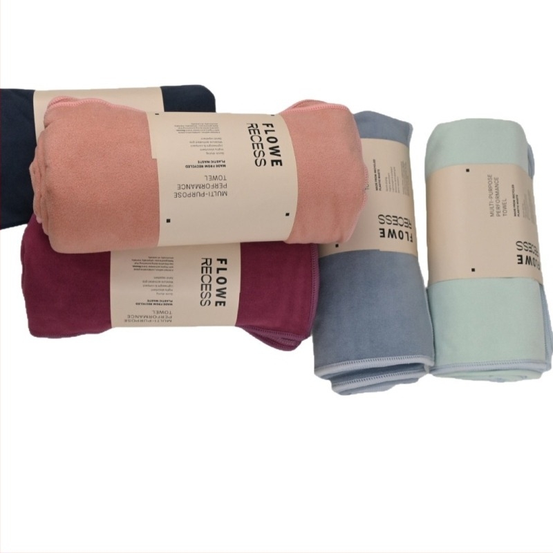Prosop de yoga, dublu fațetat, cu textură periată pe ambele fețe, absorbant de transpirație, antiaderent, uscare rapidă (Material: microfibră; Categoria: prosop de yoga cu două fețe; Absorbant; Antiderapant; Uscare rapidă)