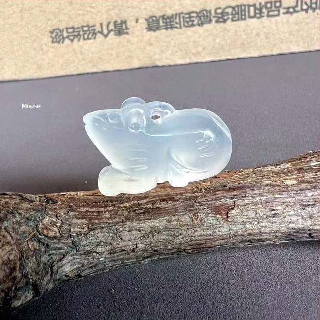 Animale zodiacale 3D din calcedon – gravate și lustruite