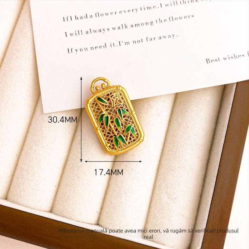 Pandantiv din cupru cu placare aur reală, motiv filigran decupat în formă de gutuie, accesoriu minimalist de modă