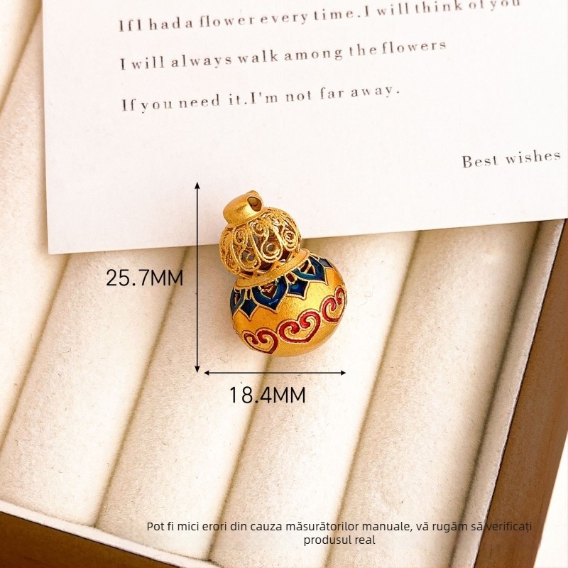 Pandantiv din cupru cu placare aur reală, motiv filigran decupat în formă de gutuie, accesoriu minimalist de modă