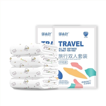 Set de pat de unică folosință pentru călătorii: cearșaf, husă de cuvertură, fețe de pernă – 4 piese; Material: fibră nețesută; Marcă: Royal Color; Perioadă de valabilitate: 360 zile