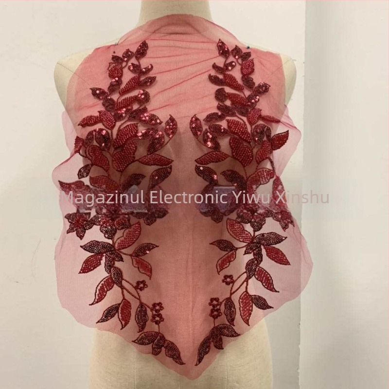 Aplicație din dantelă 3D brodată cu mărgele pentru îmbrăcăminte – materiale: mărgele tub, mărgele de sticlă tip orez, plasă, ață de broderie; marca Xin Shu; potrivit pentru haine feminine și rochii de mireasă; utilizare: Hanfu, rochii, petreceri; proces: b