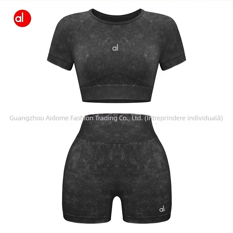 Set de yoga pentru femei din două piese – Top cu mânecă scurtă și pantaloni scurți, stil pulover, material: amestec nailon și fibre chimice