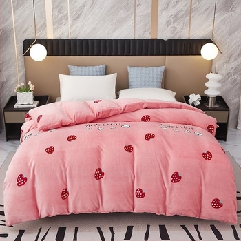 Husa de duvet din catifea de lapte — țesătură plată, vopsire reactiva, procesare personalizată; modele: dungi, geometrice, florale.