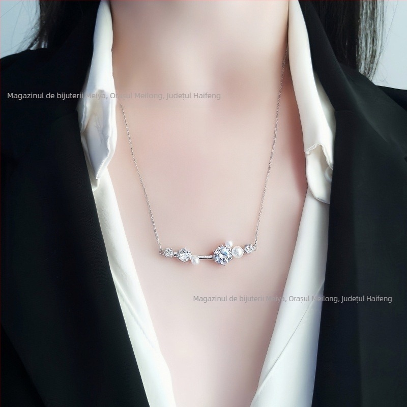 Set de bijuterii cu perle din imitatie: colier cu lanț clavicular, cercei, brățară și inel; material: perle imitatie; pandantiv: aliaj; model: inimă/picătură/clopot; include: cercei + colier + brățară + inel