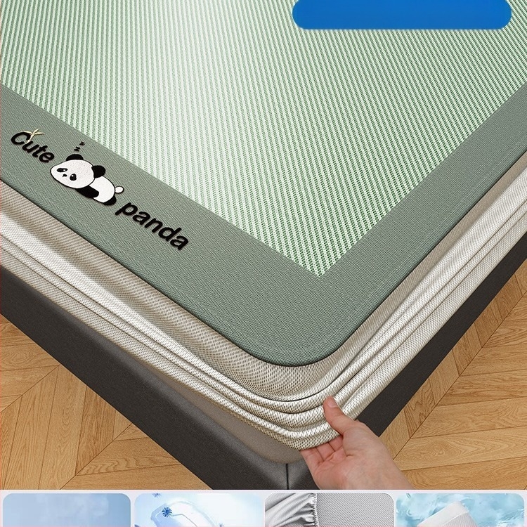 Covoraș de pat din fibră chimică, senzație ice silk, cu două fețe, stil minimalist modern, lavabil la mașină, țesătură imprimată, utilizare dublă vară-iarnă.