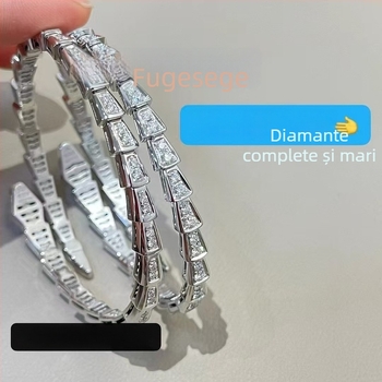 Brățară șarpe cu design cu mai multe inele, capul șarpelui deschis, cu diamante, placare 18K (Material: V gold; Tratare: Diamond; Origine: Guangzhou; An/Sezon: Toamnă 2023; Stil: Lux ușor)