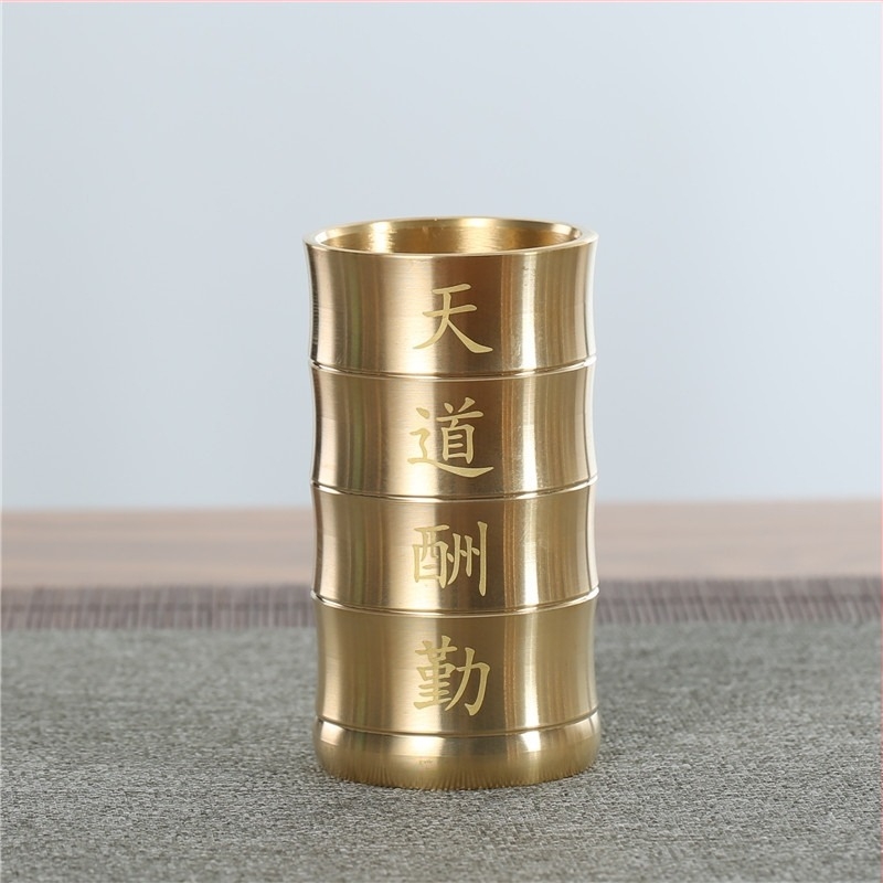 Set accesorii pentru ceai – Șase domni, stil nordic