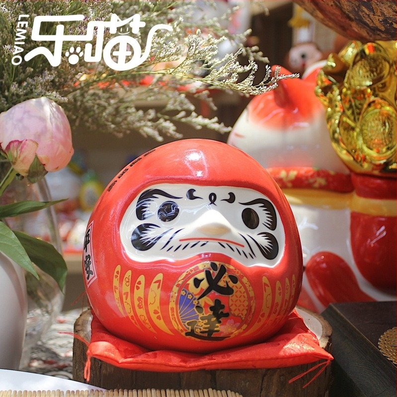 Pușculiță ceramică Dharma Egg — porțelan alb, stil Damo, ornament pentru restaurant sushi