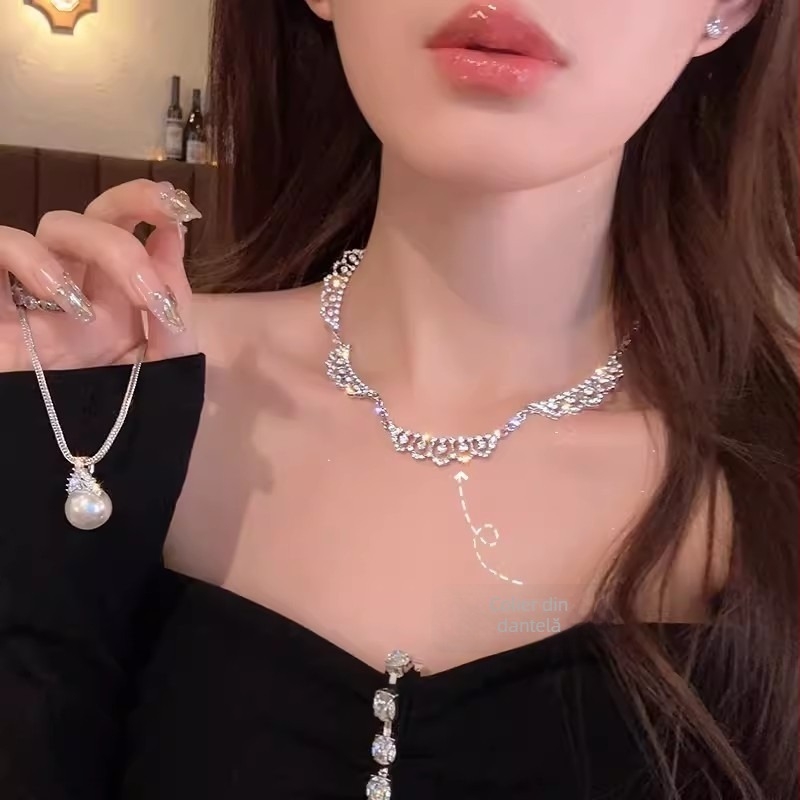 Colier din alloy, lucrat manual, cu lanț box multi-strat, stil lux ușor pentru femei, primăvara 2024