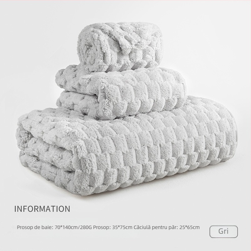 Set de trei prosoape pentru cămin studențesc, 100% alt material, fir 150D, țesătură jacquard, sub 100 g pe prosop.