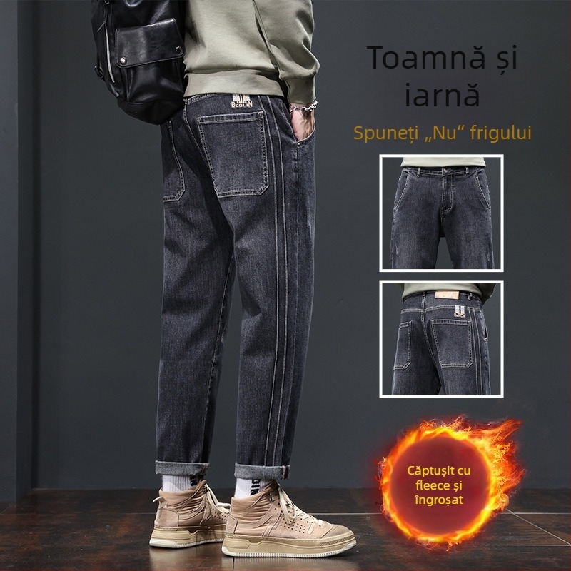 Pantaloni din denim cu căptușeală de fleece, croială dreaptă cu design larg pentru toamnă–iarna – moderne, versatile, casual.