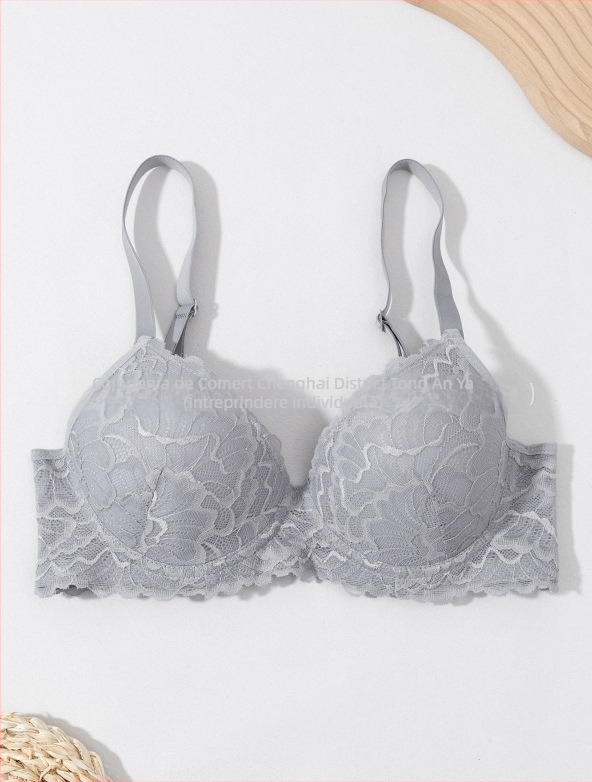 Sutien cu balene și push-up, cupă 3/4, cupe subțiri, material nylon